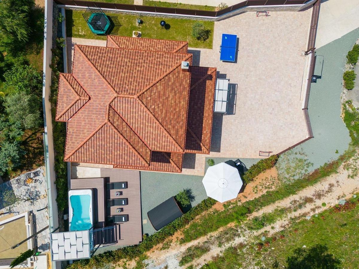 Holiday House Sea & Sun Residence Rasopasno Экстерьер фото